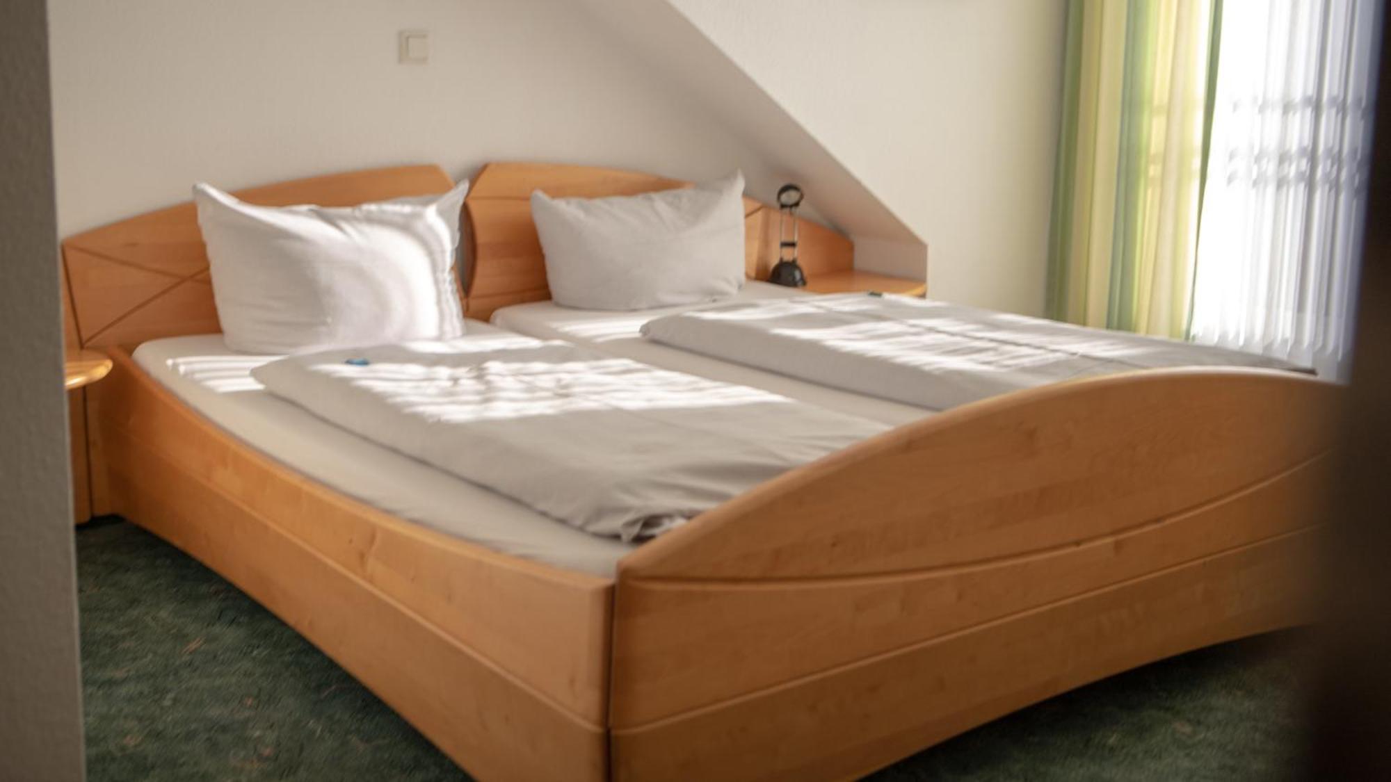 Garni Hotel Hof Zum 阿豪斯 外观 照片