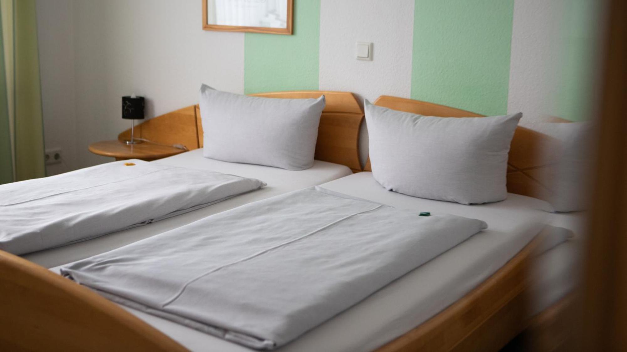 Garni Hotel Hof Zum 阿豪斯 外观 照片