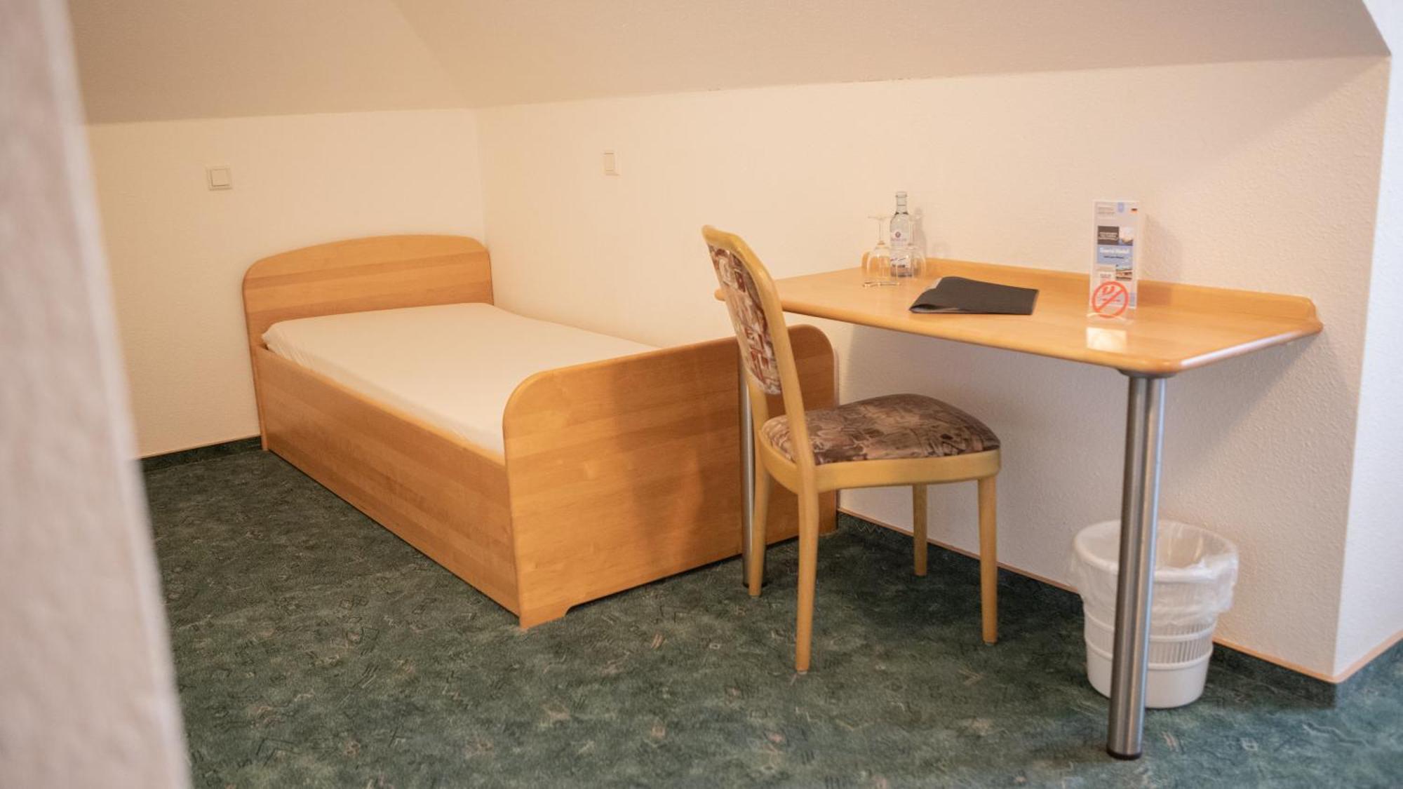 Garni Hotel Hof Zum 阿豪斯 外观 照片